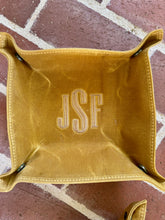 Load image into Gallery viewer, Waxed Canvas Desk Tray